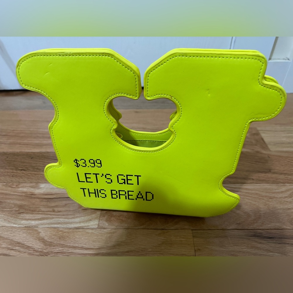 STUDIO CULT: Feast on this Yeast Yellow Bread Tag Bag